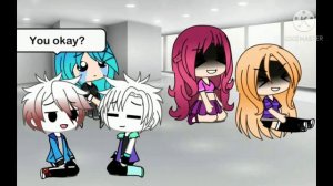 Horror stuck in a room with his fangirls for 24 hours (finally)