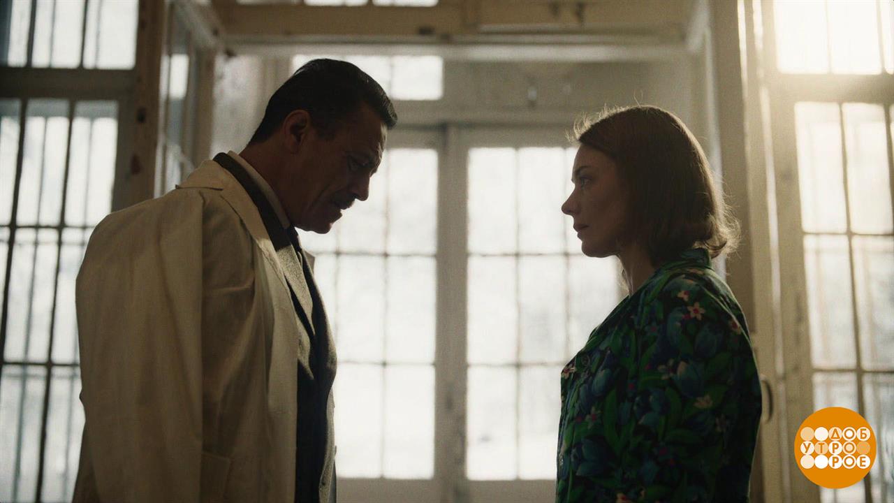 Мальчик из один дома 3. Кевин из один дома после душа. Роб шнайдер один дома 2. Один дома 2: затерянный в нью-йорке фильм 1992. Затерянные в нью-йорке фильм.