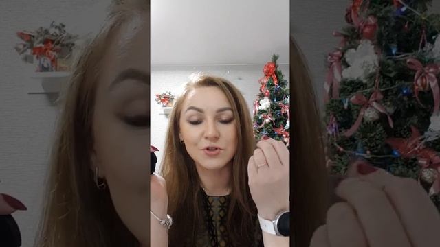 Новогодний макияж GG смотреть онлайн