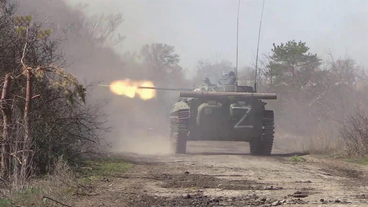 Силы народной милиции ЛНР и российские военные освобождают Северодонецк