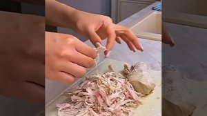 Вкуснейший салат с куриной грудкой +морковки по-корейский???#еда#вкусный#рецепты