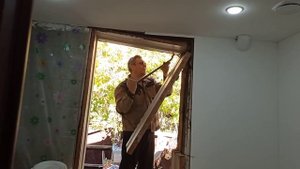 Демонтаж старого окна было тяжело!!! Продолжение следует....