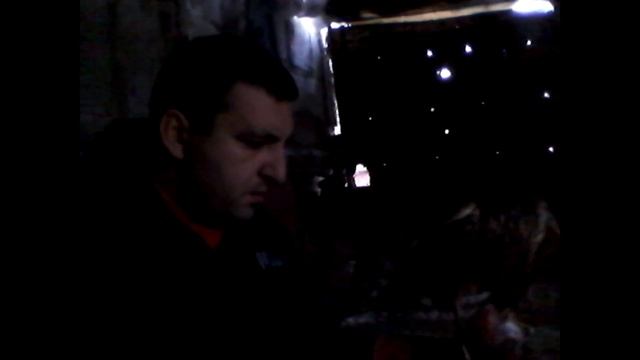 ястреб тетеревятник - 18 - кормлю и рассуждаю в вольере смотреть онлайн