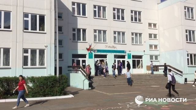 Ученики казанских школ вернулись к учебе после двухдневного перерыва