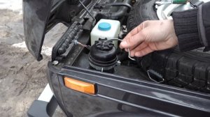 Установка "белых" повторителей поворота на Lada 4x4