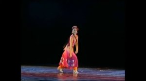 Уйгурские танцы  Юлтуз   Алтун Пашахан