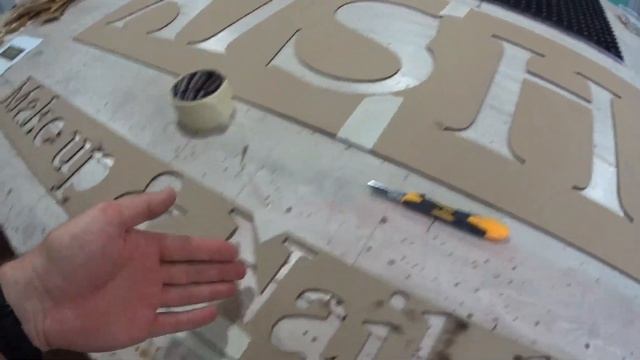 Вывеска из черных пайеток. Живая вывеска. Наружная реклама. DIY смотреть онлайн