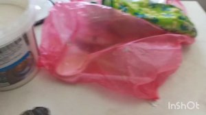 Покрасила стены. Эмаль перламутровая. Открыли купальный сезон.