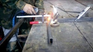 Как быстро и точно сварить проф трубу под 90°