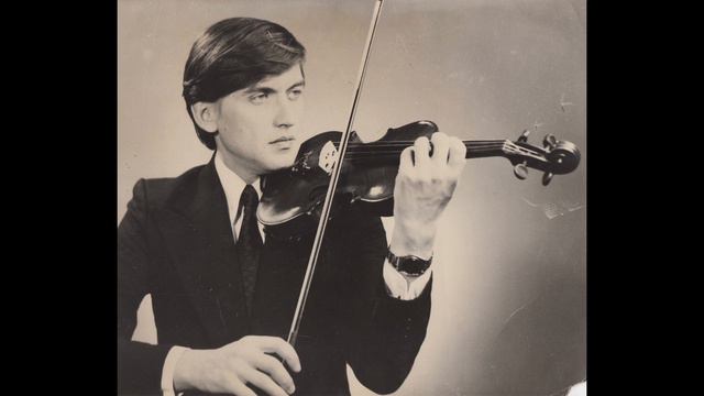 Peter Deltchev plays Nocturne - Chopin