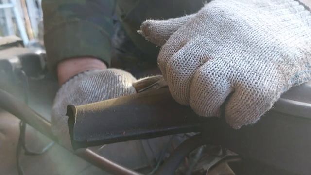 ЗАЧЕМ КУПИЛИ ЭТОТ МЕТАЛЛОЛОМ? ВОССТАНАВЛИВАЕМ СТАРУЮ НИВУ.  АВТОХЛАМ ЧАСТЬ 1