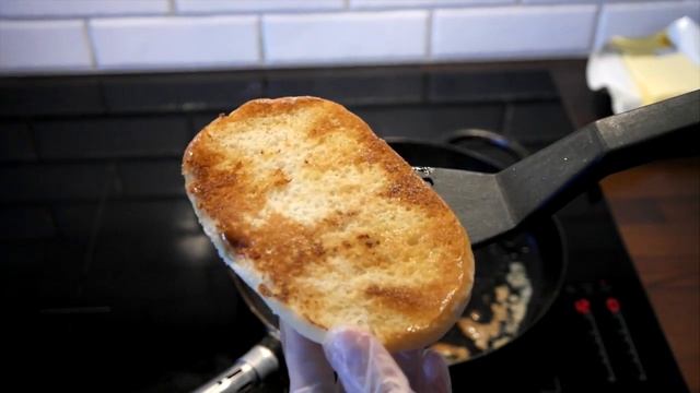 Бутерброд с креветками смотреть онлайн