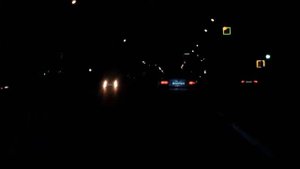 Парень на BMW m 5 играет в шашки по Воронежу