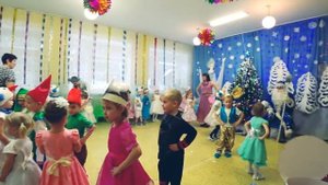 Новогодний утренник в детском садике "Родничок" группа "Ягодки" 2019-2020