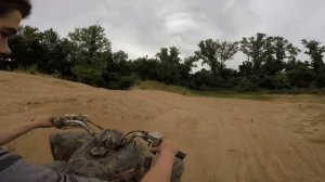 YAMAHA RAPTOR 300 RIPING IT!!!