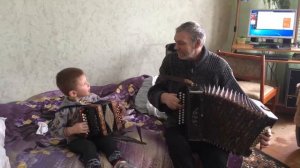 Малиновка на гармони