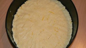 Пирог с персиками и маскарпоне