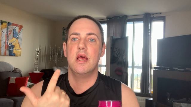 THE VIRAL " GLAMGLOW" BERRY GLOW INTENSIVE RECOVERY MASK..I tried for a week! #glamglow#beauty смотреть онлайн