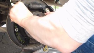 Звон в заднем колесе Ваз 2106-Классика.