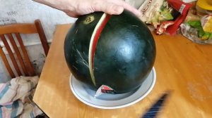 Арбуз чёрный принц