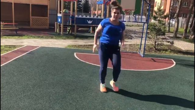 Спортивный челлендж "ОСТАВАЯСЬ ДОМА - ОСТАВАЙСЯ СПОРТИВНЫМ", педагог Мухина Е.С.