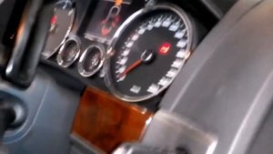 Фольксваген Туарег. Шланг подкачки.