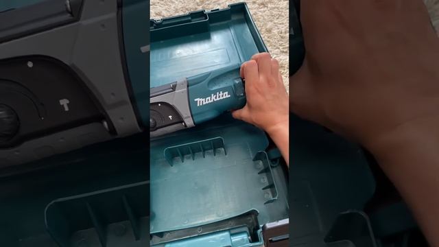 Перфоратор Makita