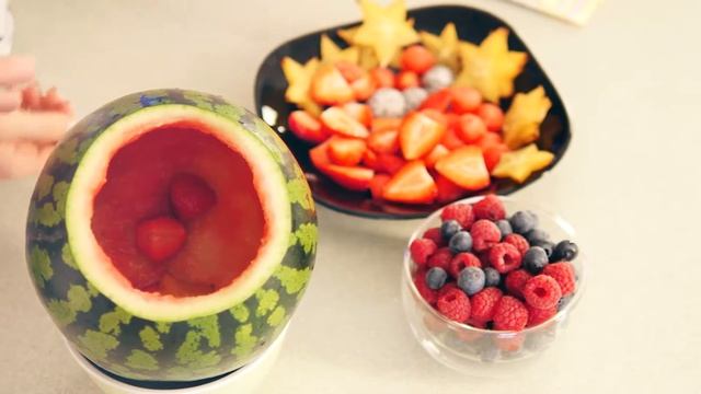 ГОТОВИМ ФРУКТОВЫЙ ЖЕЛЕЙНЫЙ АРБУЗ ¦ HOW TO MAKE A WATERMELON JELLY ¦ SWEET HOME смотреть онлайн