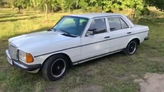 Mercedes Benz w123. 2,4 дизель 1980 год смотреть онлайн