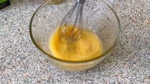 Чёрствый хлеб использую по назначению и получается вкусная еда.
