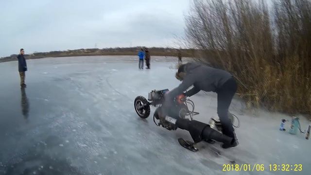 Турбореактивная унимото. Покатушки на пруду . Turbojet unimoto. смотреть онлайн
