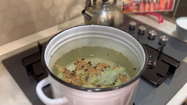 Процесс приготовления рассола для горячего копчения. Метод шприцевание