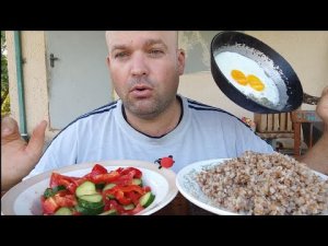 МУКБАНГ ПП завтрак/ОБЖОР яичница,гречка и салат