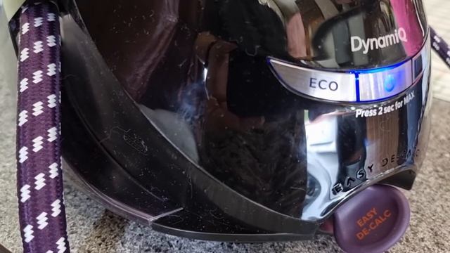 New Philips GC9675/80 iron with steam - unusual sound смотреть онлайн