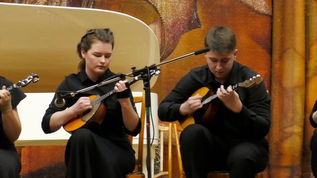 Вера Городовская " Чернобровый -черноокий ". Унисон домр. смотреть онлайн