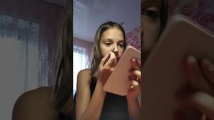 Как сделать эфект сбритой брови:)
