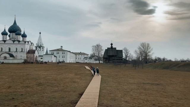 Как мы съездили на выходные во Владимир, Суздаль и в Александров.