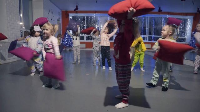 Беби Дэнс (3-5 лет). Танец "Сон". Хореограф Дарья Воронова смотреть онлайн