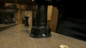 Мебель. Фурнитура. Крепление цоколя.