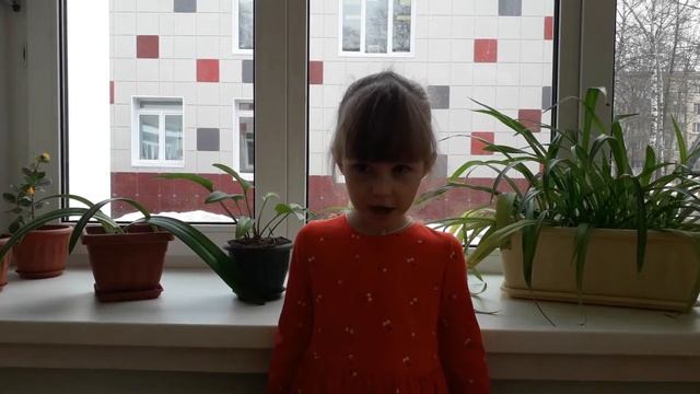 Страна читающая — Колонтаева Ариана читает произведение «Круглый год. Март.» С. Я. Маршака смотреть онлайн