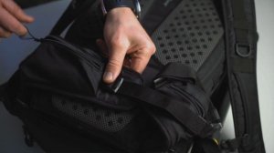 Топовый рюкзак LOWEPRO из Китая для фотографов и блогеров.