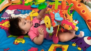 Little babies Playing With Tiny Love. Маленький ребёнок играет. Малышка