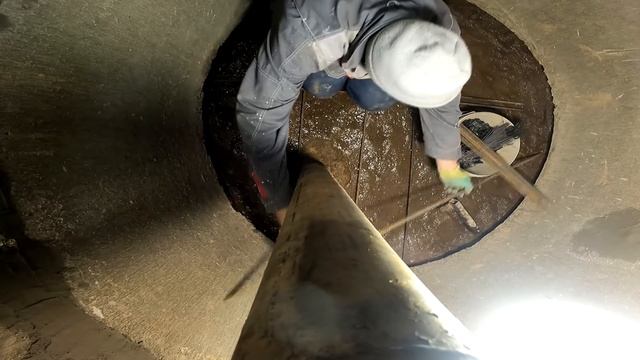 ? Бетонирую дно кессона,а заодно и скважину. смотреть онлайн