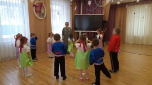 Народная игра У Маланьи