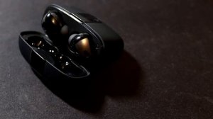 Наушники Breeks с цифровым LED дисплеем