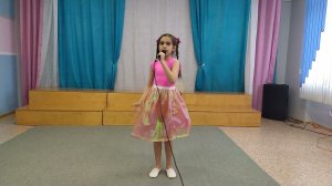 Алаберкян София. Взгляни на мир глазами.