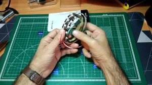 Светодиодная адресная лента WS2812B ECO BTF.
