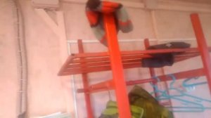 Вешалка для одежды металлическая своими руками.