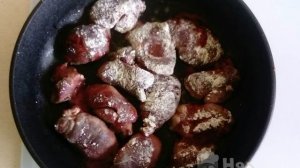 Куриная печень с яблоками