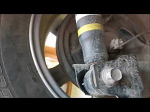 #toyota ослабь #сайлентблоки когда установливаешь проставки! Тойота эсквайр